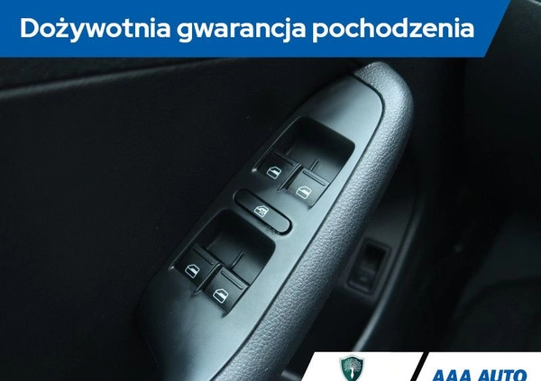 Volkswagen Jetta cena 40000 przebieg: 121094, rok produkcji 2013 z Działoszyn małe 326